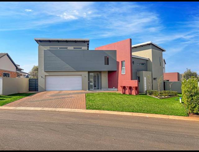 3 BEDROOM HOUSE FOR SALE IN MIDSTREAM MEADOWS
